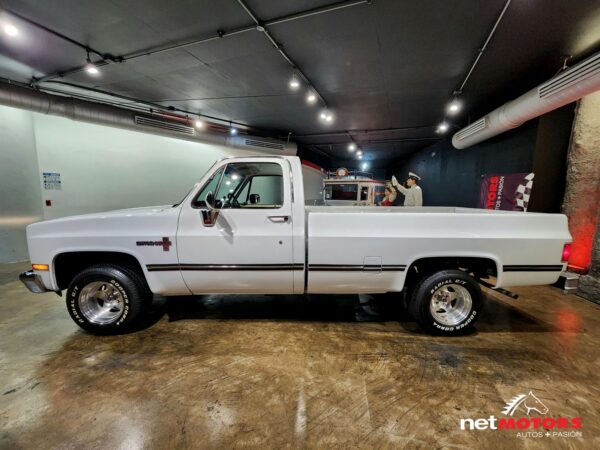Chevrolet Cheyenne Custom Deluxe 1986 Caja Larga - Imagen 3