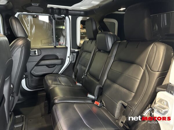 Jeep Unlimited Sahara 2023 - Imagen 5