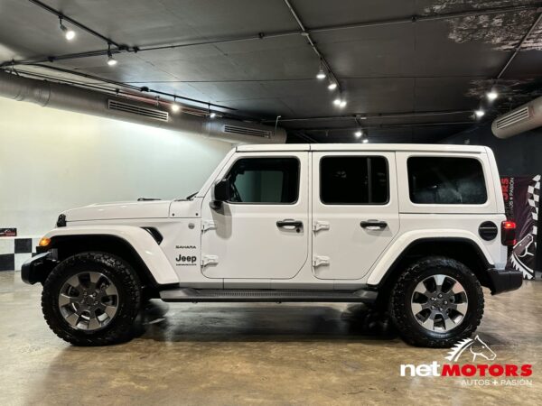 Jeep Unlimited Sahara 2023 - Imagen 21