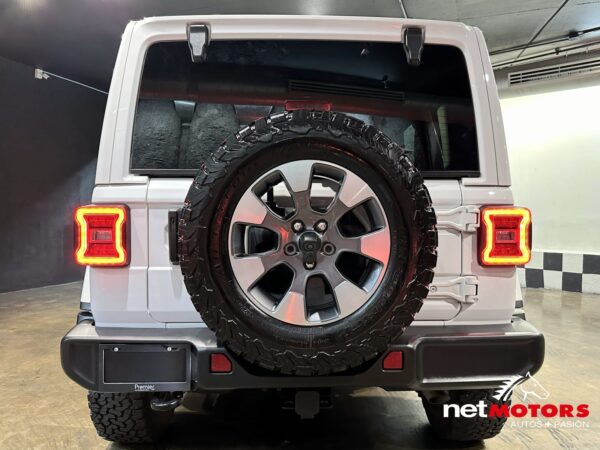 Jeep Unlimited Sahara 2023 - Imagen 18