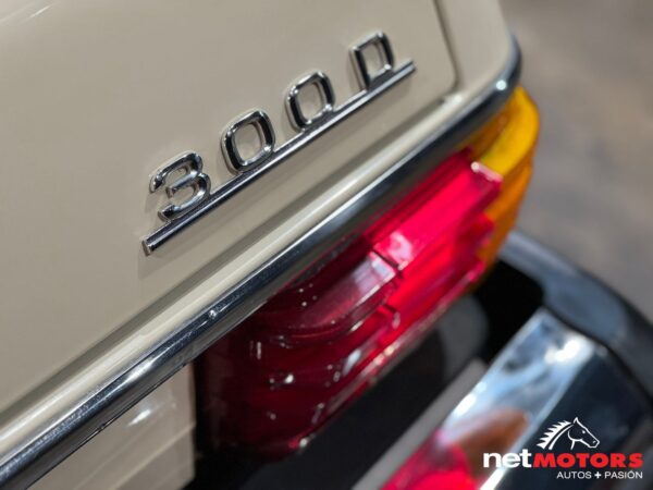 Mercedes Benz 300 D 1976 - Imagen 16