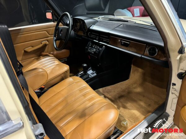 Mercedes Benz 300 D 1976 - Imagen 10