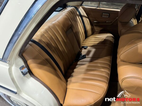 Mercedes Benz 300 D 1976 - Imagen 7