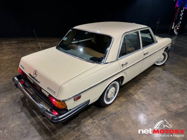 Mercedes Benz 300 D 1976 - Imagen 23