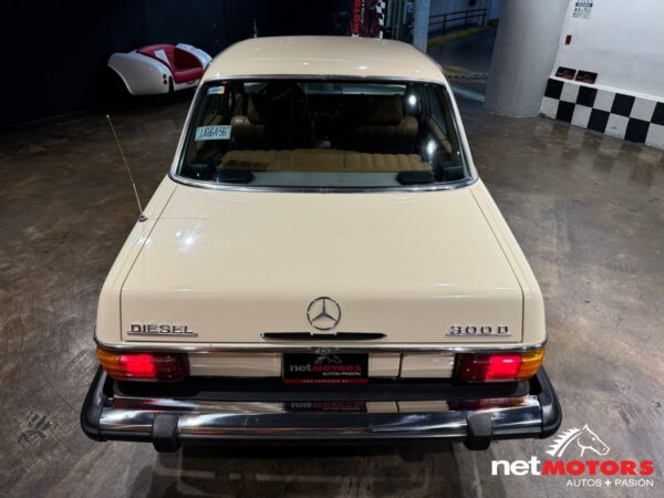 Mercedes Benz 300 D 1976 - Imagen 22