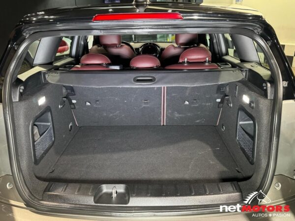 Mini Cooper Clubman 2018 - Imagen 2