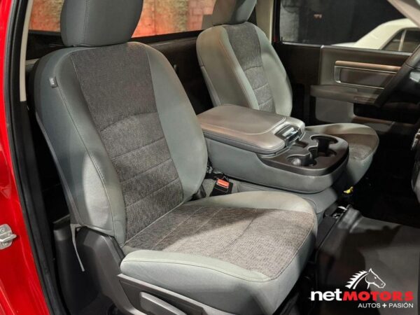 RAM Ram 2500 5.7 R/t Regular Cab 2500 4x4 At 2016 - Imagen 5