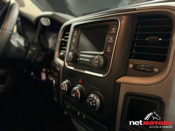 RAM Ram 2500 5.7 R/t Regular Cab 2500 4x4 At 2016 - Imagen 23