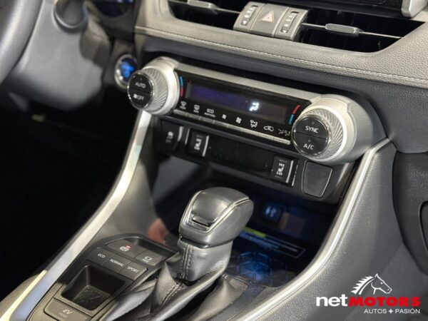 Toyota RAV4 2.5 Limited Hibrid 4wd At 2019 - Imagen 13