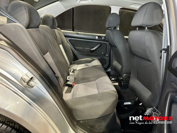 Volkswagen Jetta 2.0 At - Imagen 480